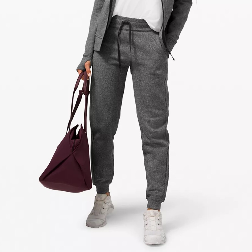 Lululemon Scuba High-Rise Jogger fleece 28
